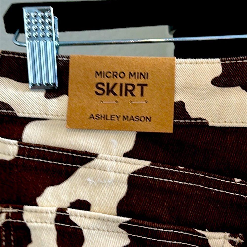 Ashley Mason Brown and Cream Patterned Mini Skirt - Picture 5 of 6